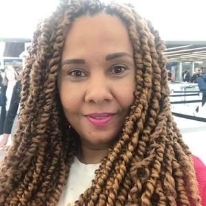 Meet your Posher, Marion